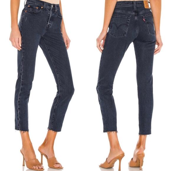 LEVI’S Wedgie Denim Jeans High Rise Tapered Leg Raw Hem Crop 99% Cotton NWT SZ29 - Picture 1 of 16
